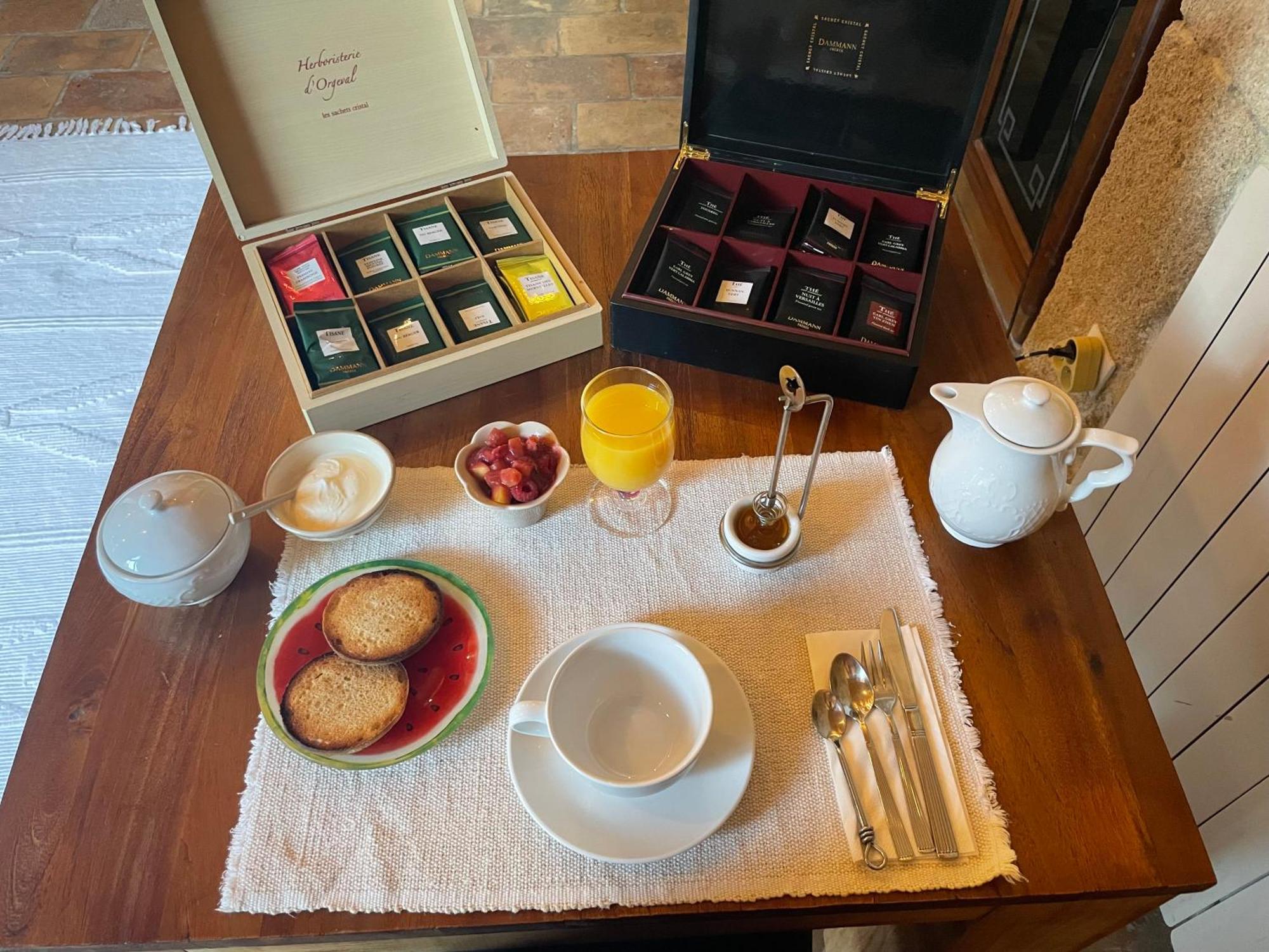 L'Escampe Bed and Breakfast Saturargues Εξωτερικό φωτογραφία